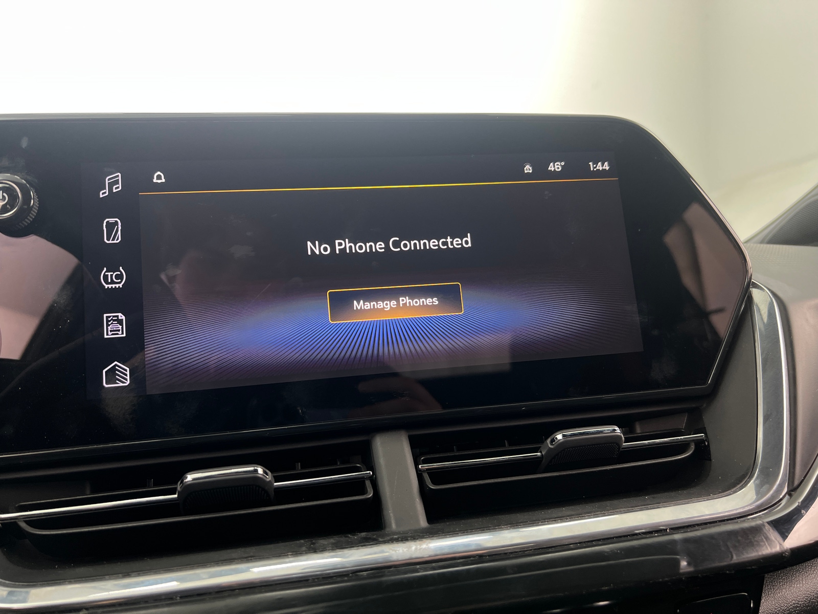 Thumbnail: 2024 Chevrolet Trax - 3