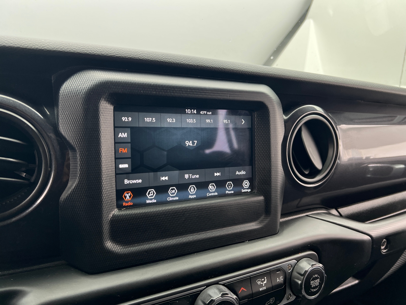 Thumbnail: 2021 Jeep Wrangler - 4