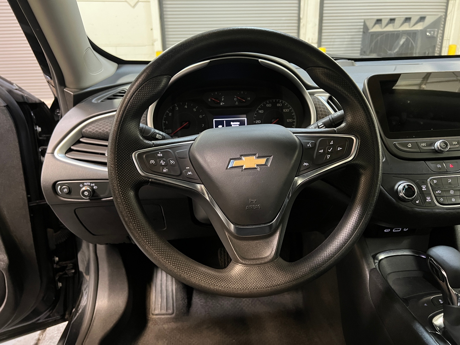 Thumbnail: 2024 Chevrolet Malibu - 5