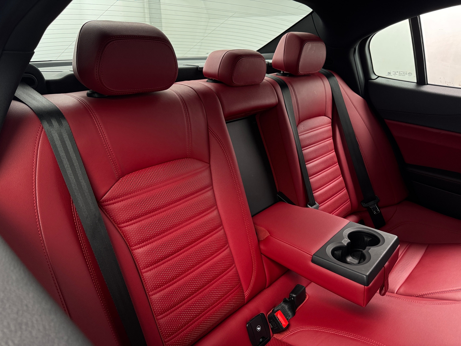 Thumbnail: 2020 Alfa Romeo Giulia - 5