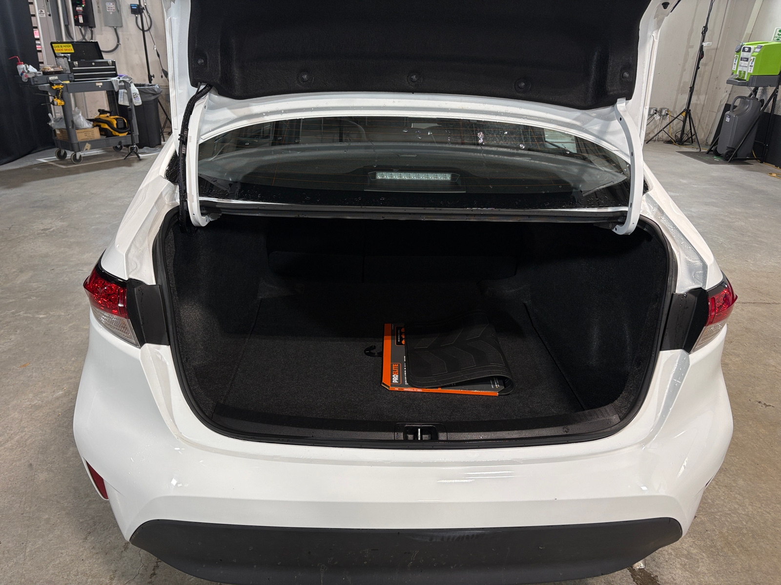 Thumbnail: 2025 Toyota Corolla - 7