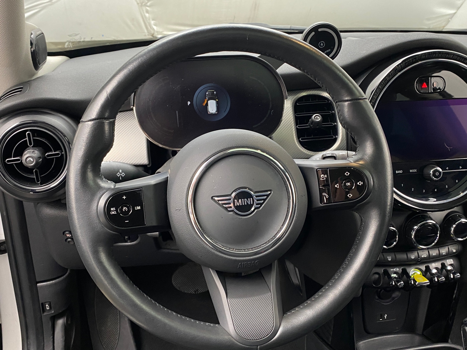 Thumbnail: 2024 MINI Cooper Hardtop - 5