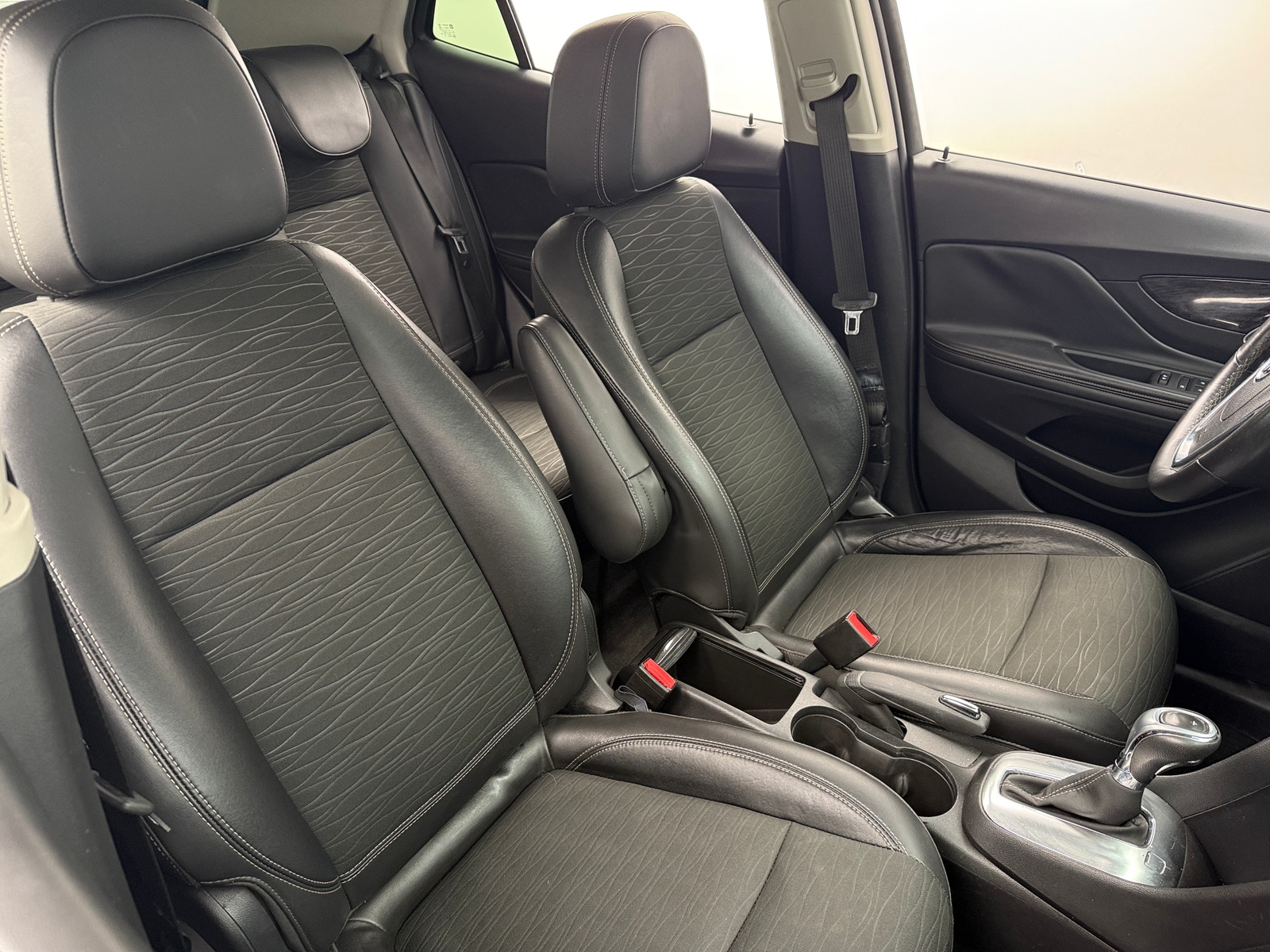 Thumbnail: 2015 Buick Encore - 2