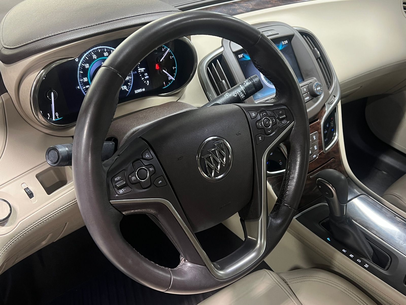 Thumbnail: 2015 Buick LaCrosse - 5