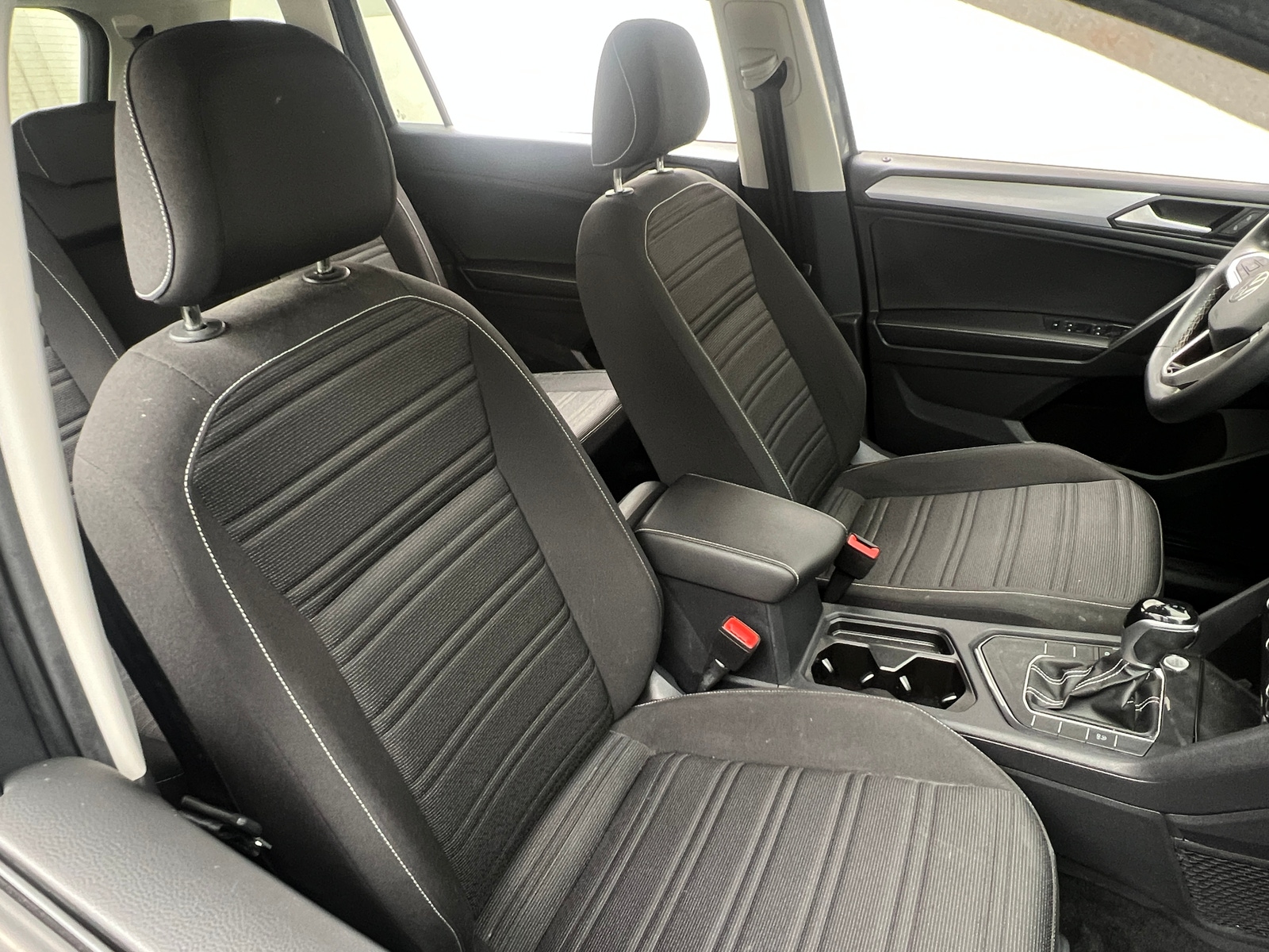 Thumbnail: 2023 Volkswagen Tiguan - 2