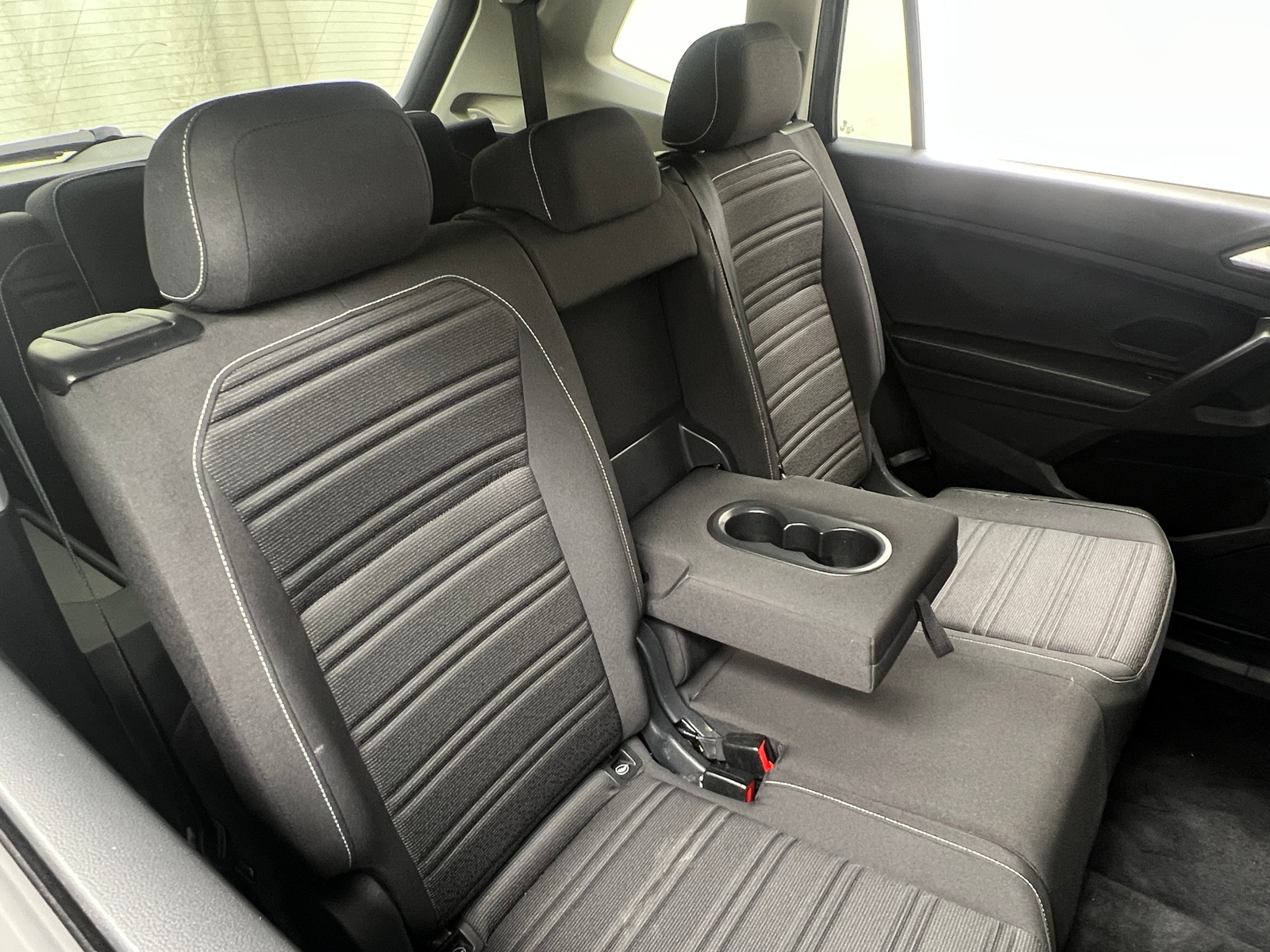 Thumbnail: 2023 Volkswagen Tiguan - 6