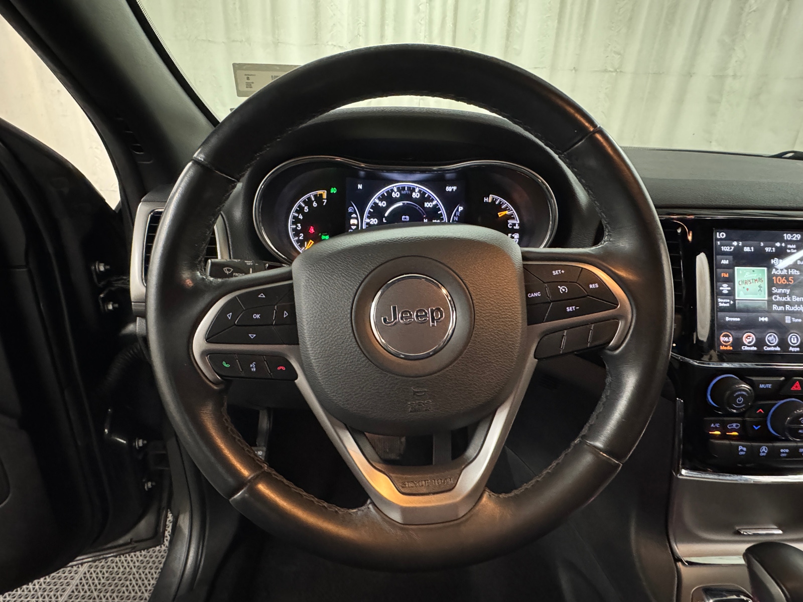 Thumbnail: 2019 Jeep Grand Cherokee - 5