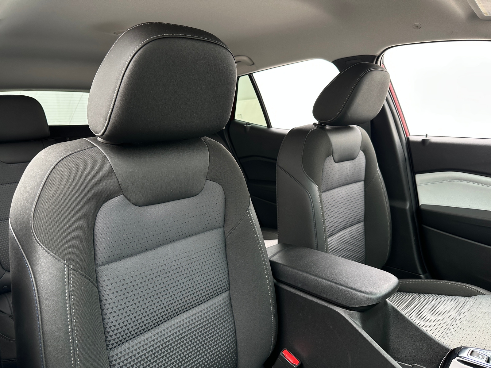 Thumbnail: 2024 Chevrolet Trax - 2