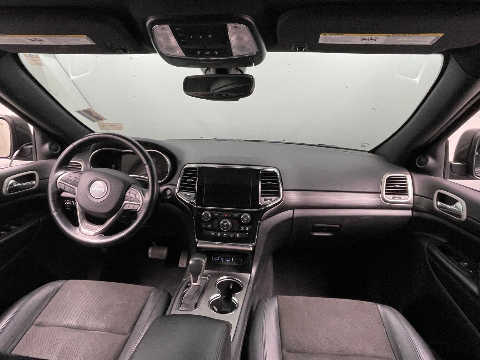 Thumbnail: 2020 Jeep Grand Cherokee - 3