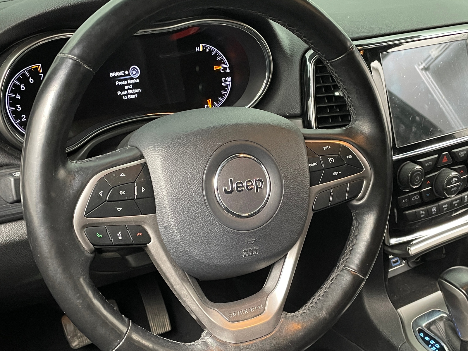 Thumbnail: 2020 Jeep Grand Cherokee - 5