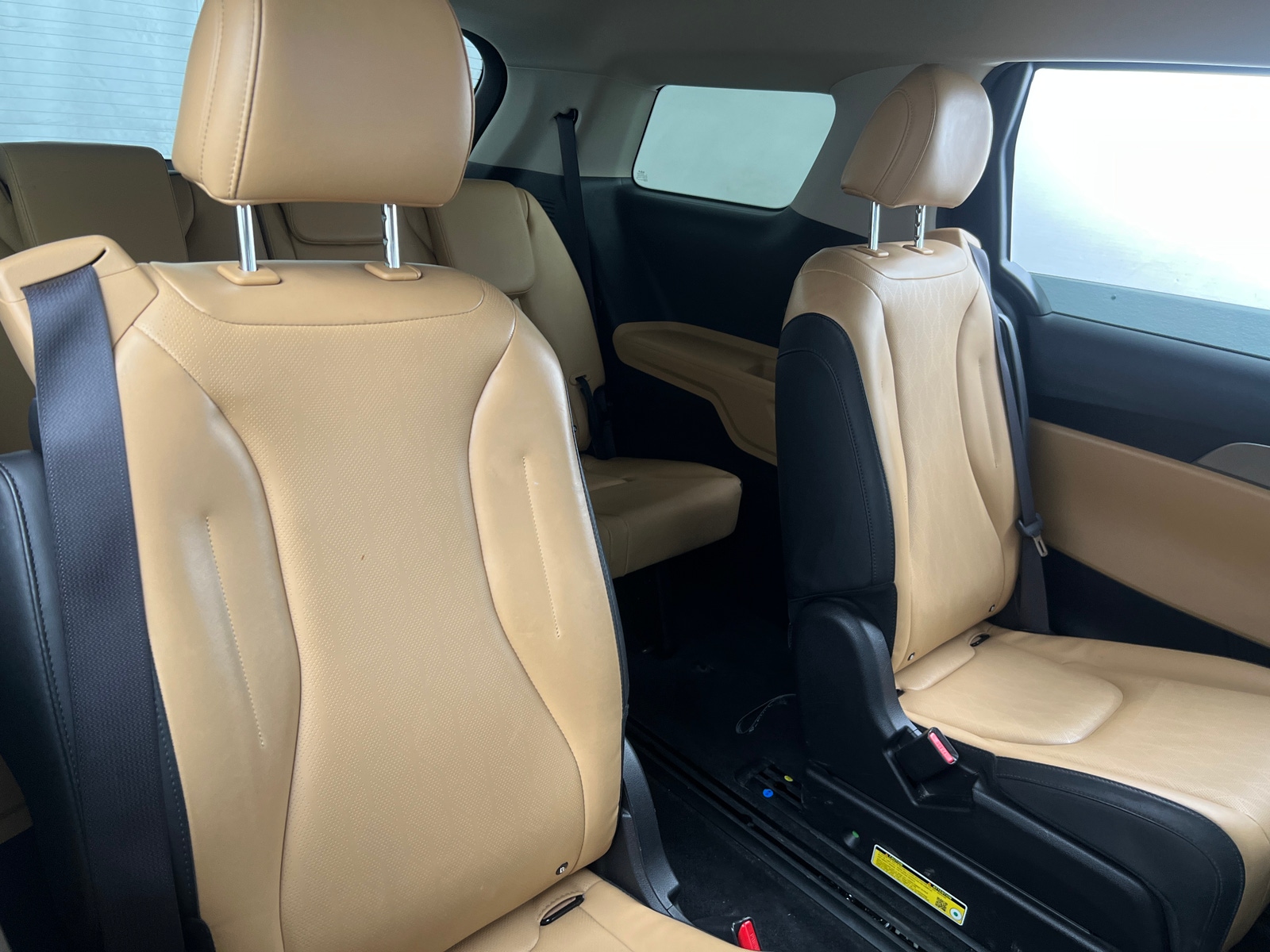 Thumbnail: 2024 Kia Carnival - 5