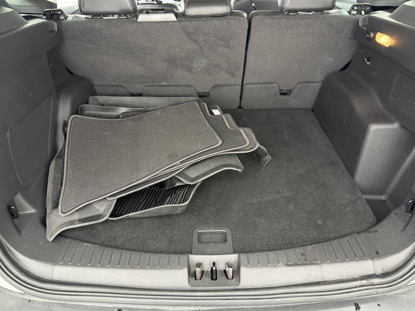 Thumbnail: 2019 Ford Escape - 6