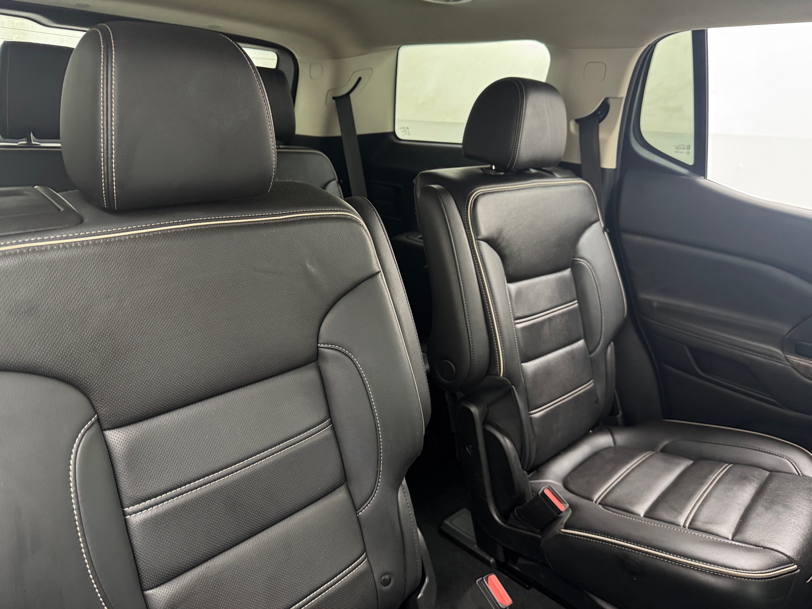 Thumbnail: 2022 GMC Acadia - 5