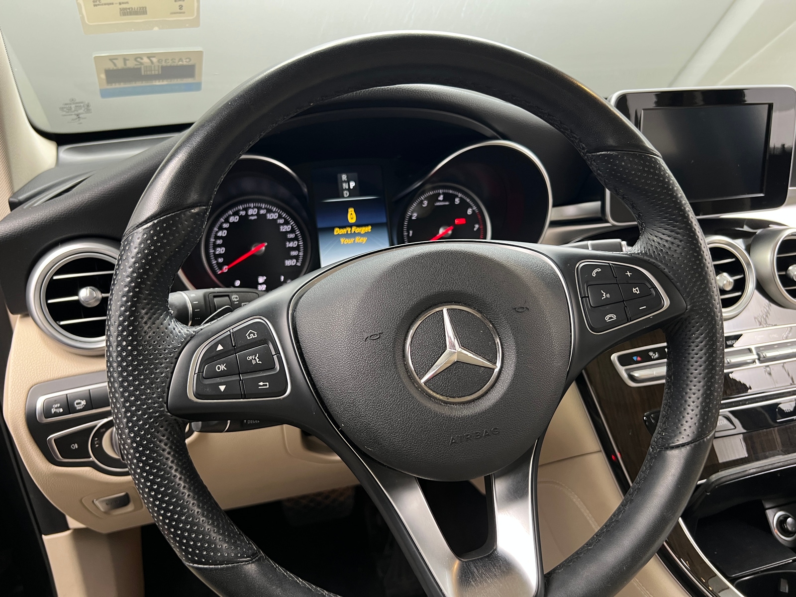 Thumbnail: 2019 Mercedes-Benz GLC - 4