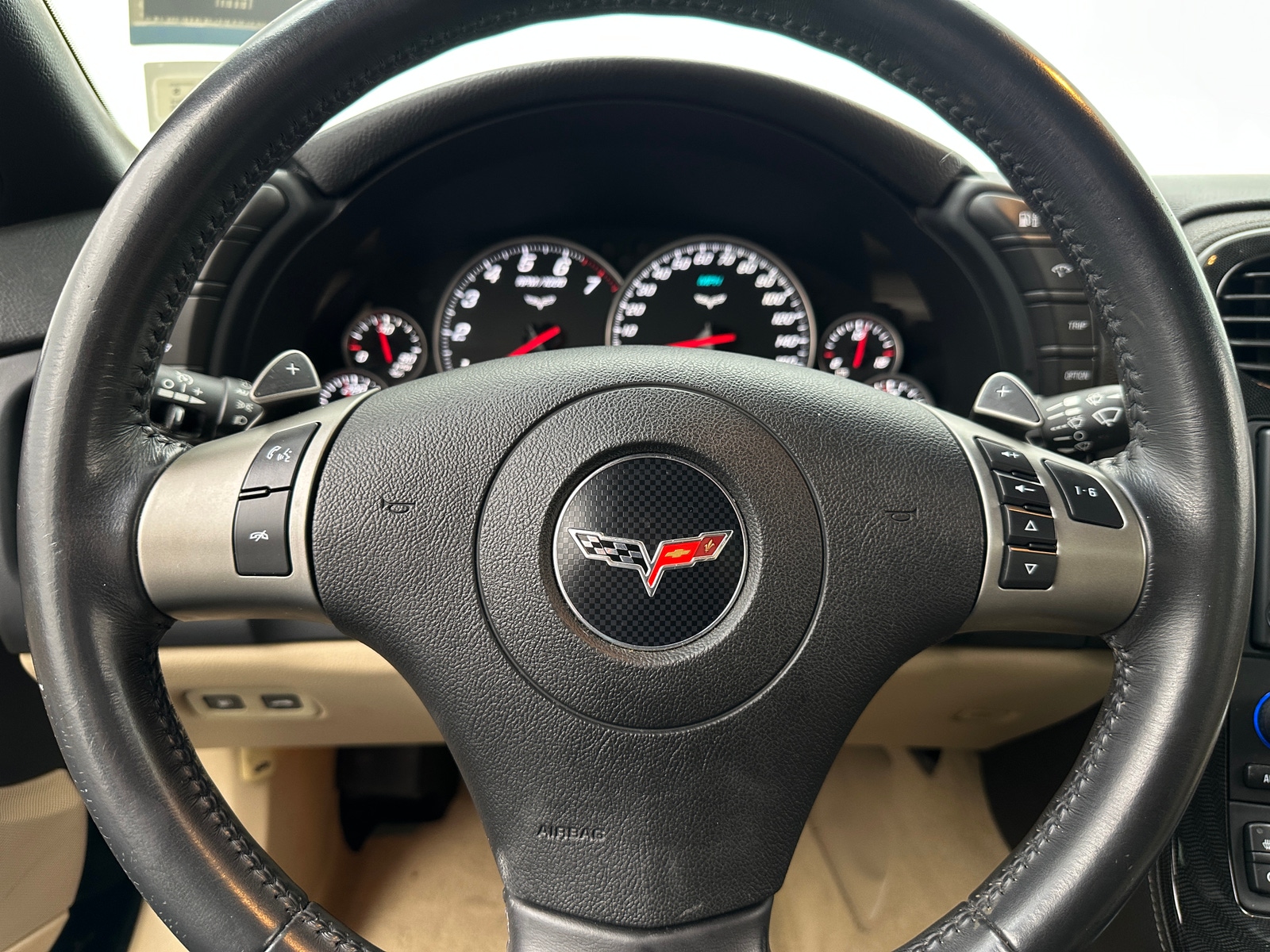 Thumbnail: 2010 Chevrolet Corvette - 3