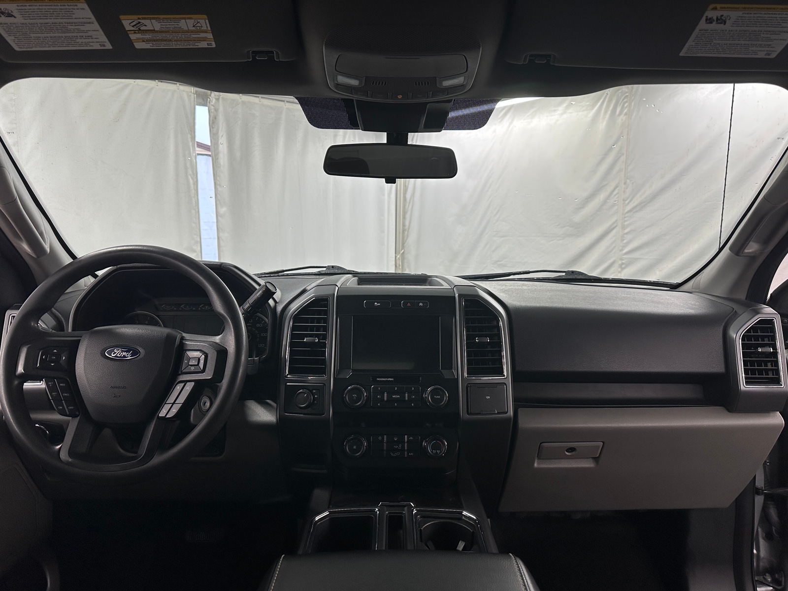 Thumbnail: 2020 Ford Econoline - 3