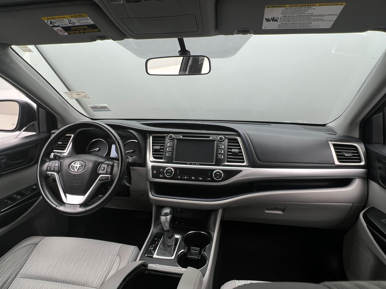 Thumbnail: 2016 Toyota Highlander - 3