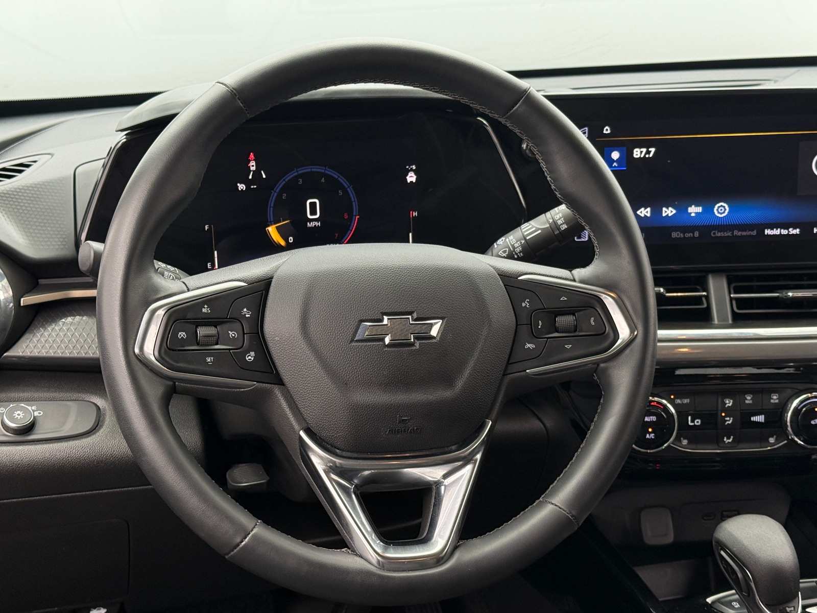 Thumbnail: 2024 Chevrolet Trax - 4