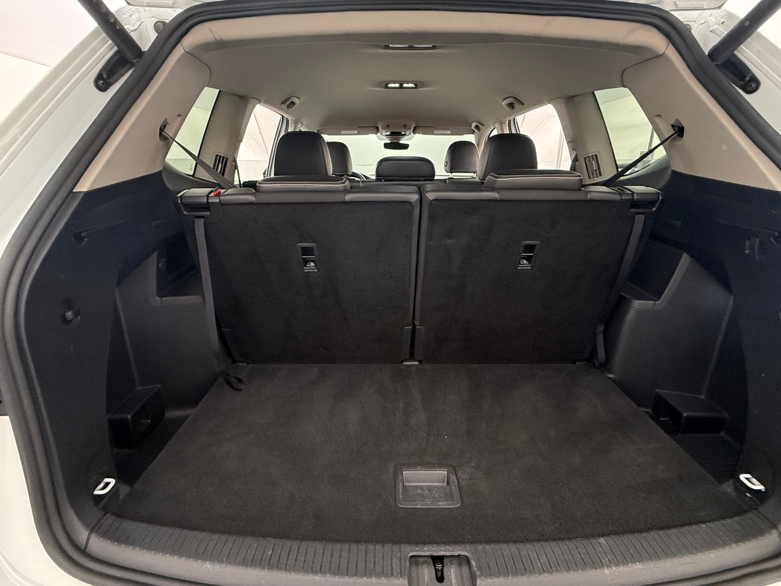 Thumbnail: 2024 Volkswagen Atlas - 6