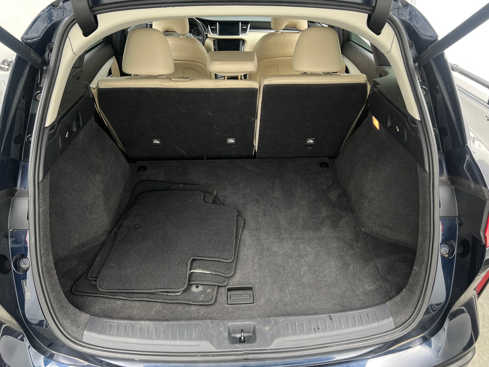 Thumbnail: 2020 INFINITI QX50 - 6