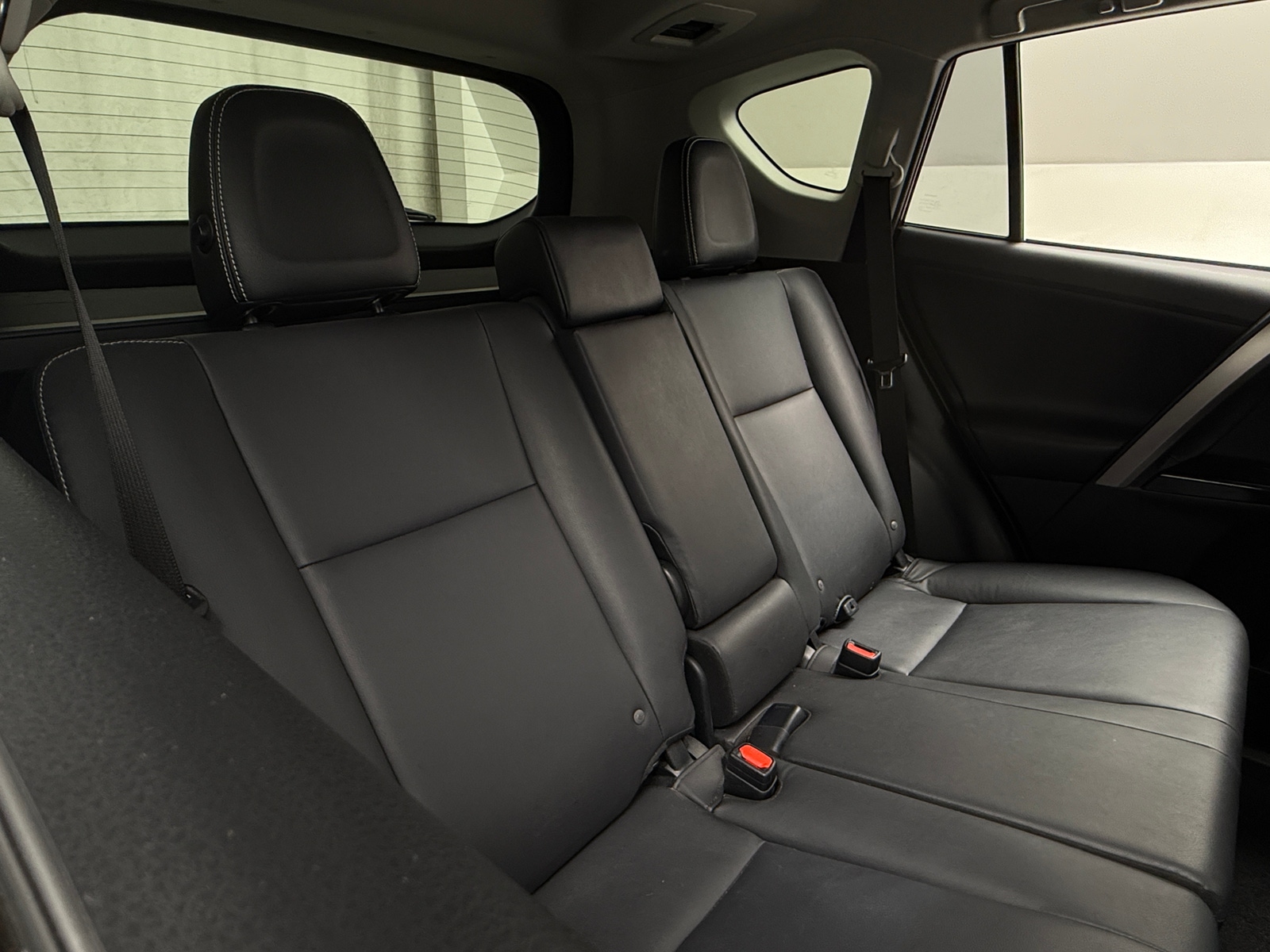 Thumbnail: 2018 Toyota RAV4 - 5