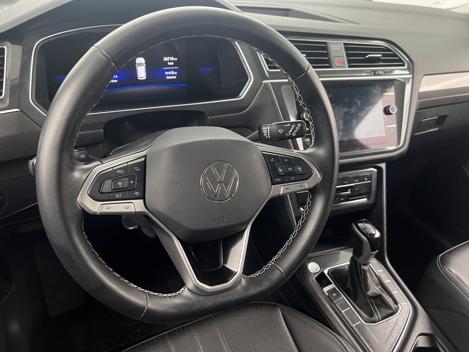 Thumbnail: 2024 Volkswagen Tiguan - 4