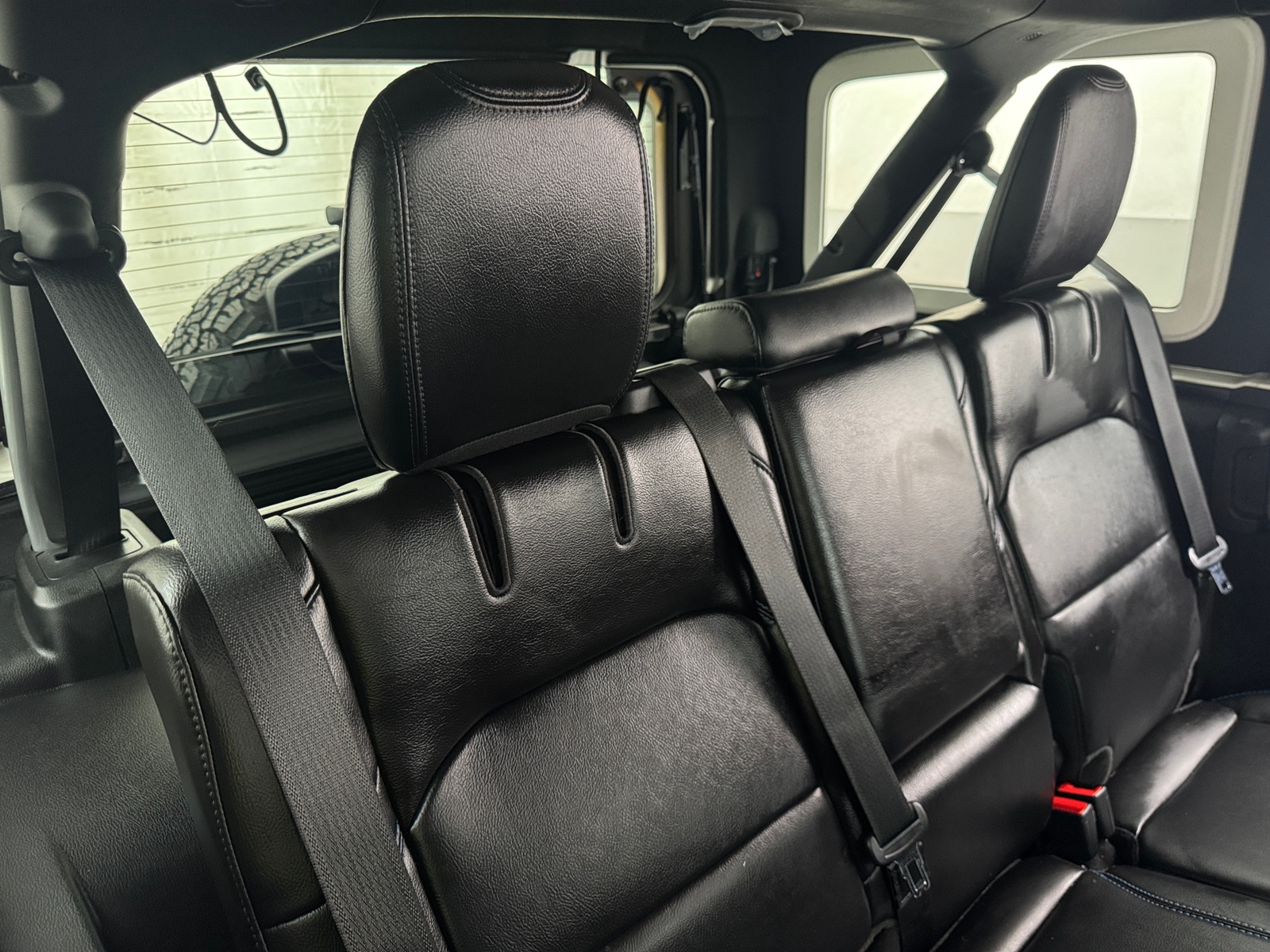 Thumbnail: 2023 Jeep Wrangler - 6