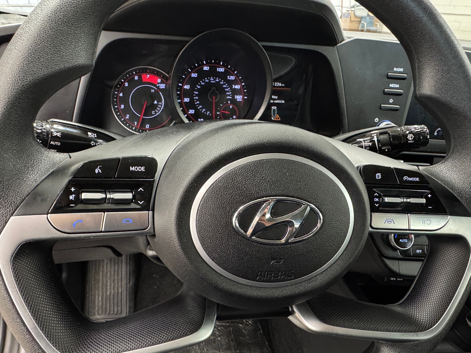 Thumbnail: 2023 Hyundai Elantra - 5