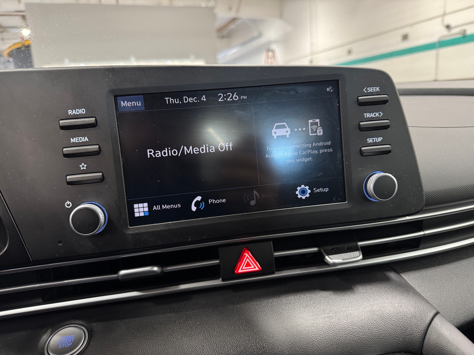 Thumbnail: 2023 Hyundai Elantra - 4