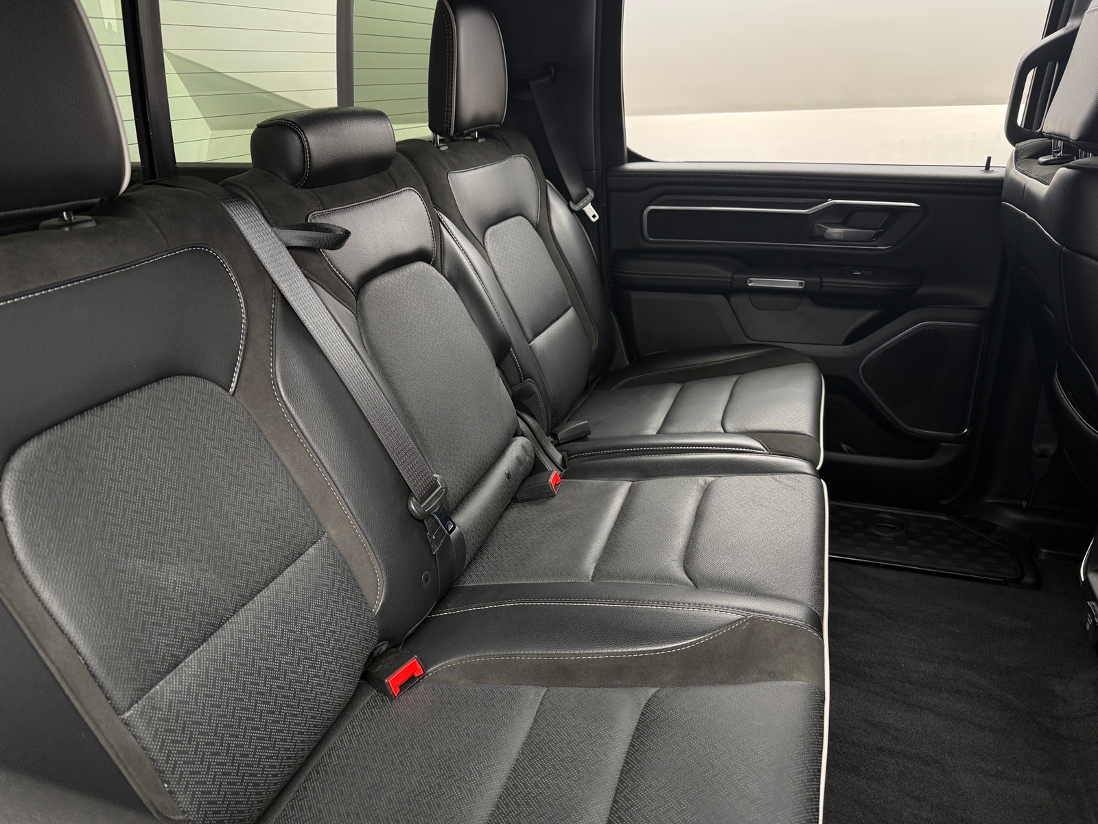 Thumbnail: 2025 RAM 1500 - 6