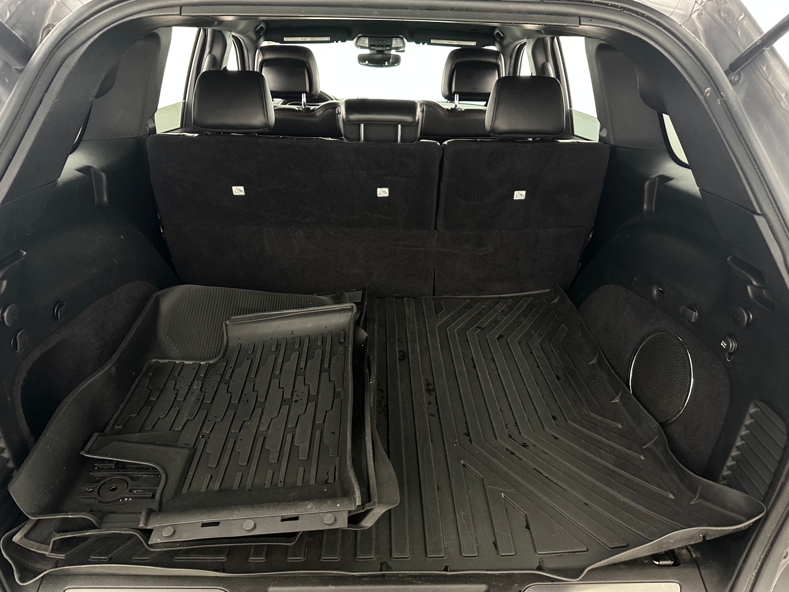 Thumbnail: 2018 Jeep Grand Cherokee - 6