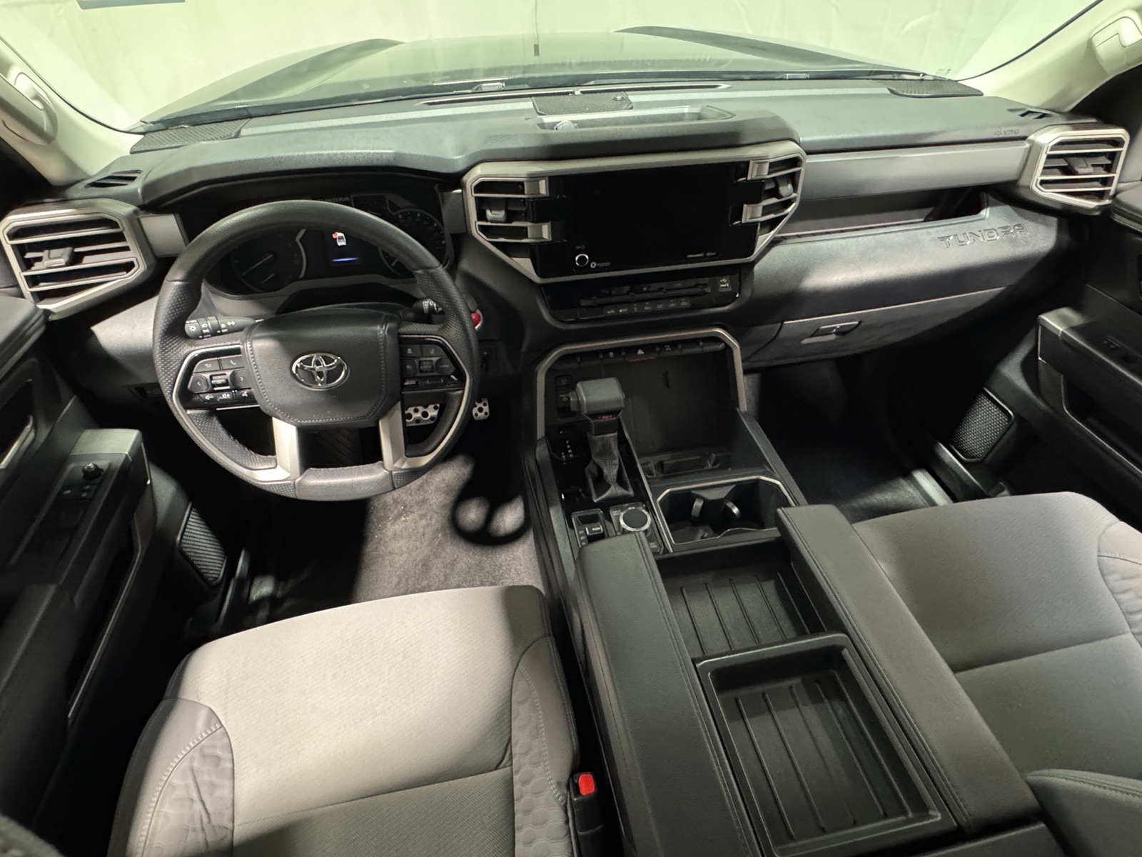 Thumbnail: 2023 Toyota Tundra - 3