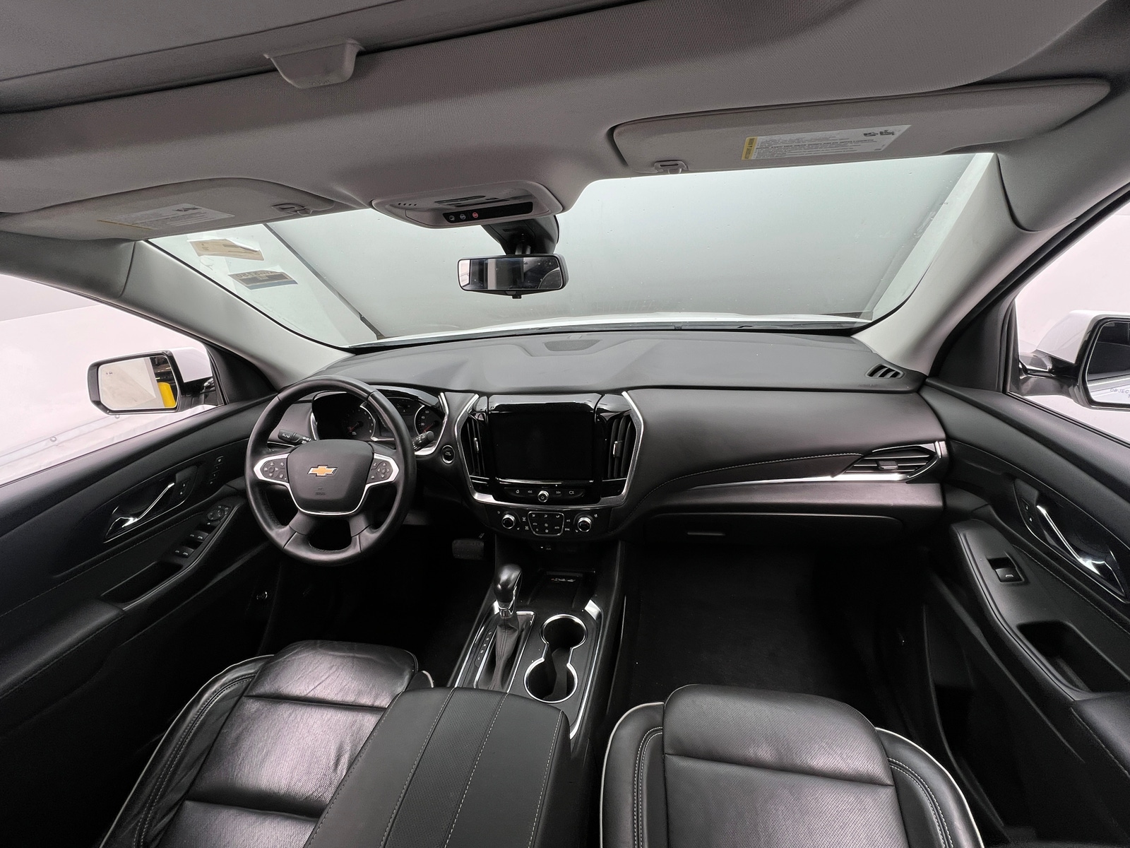 Thumbnail: 2021 Chevrolet Traverse - 2