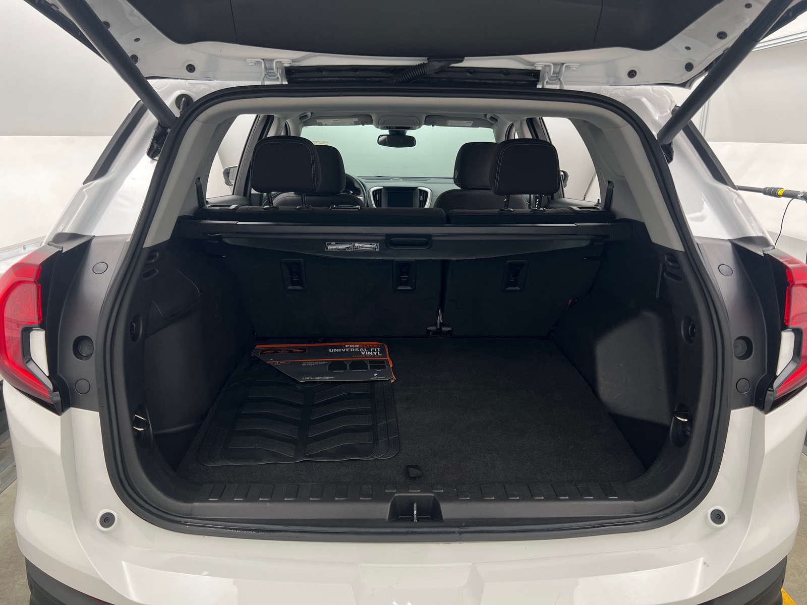 Thumbnail: 2023 GMC Terrain - 7