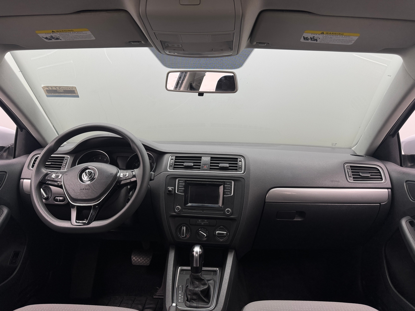 Thumbnail: 2017 Volkswagen Jetta - 3