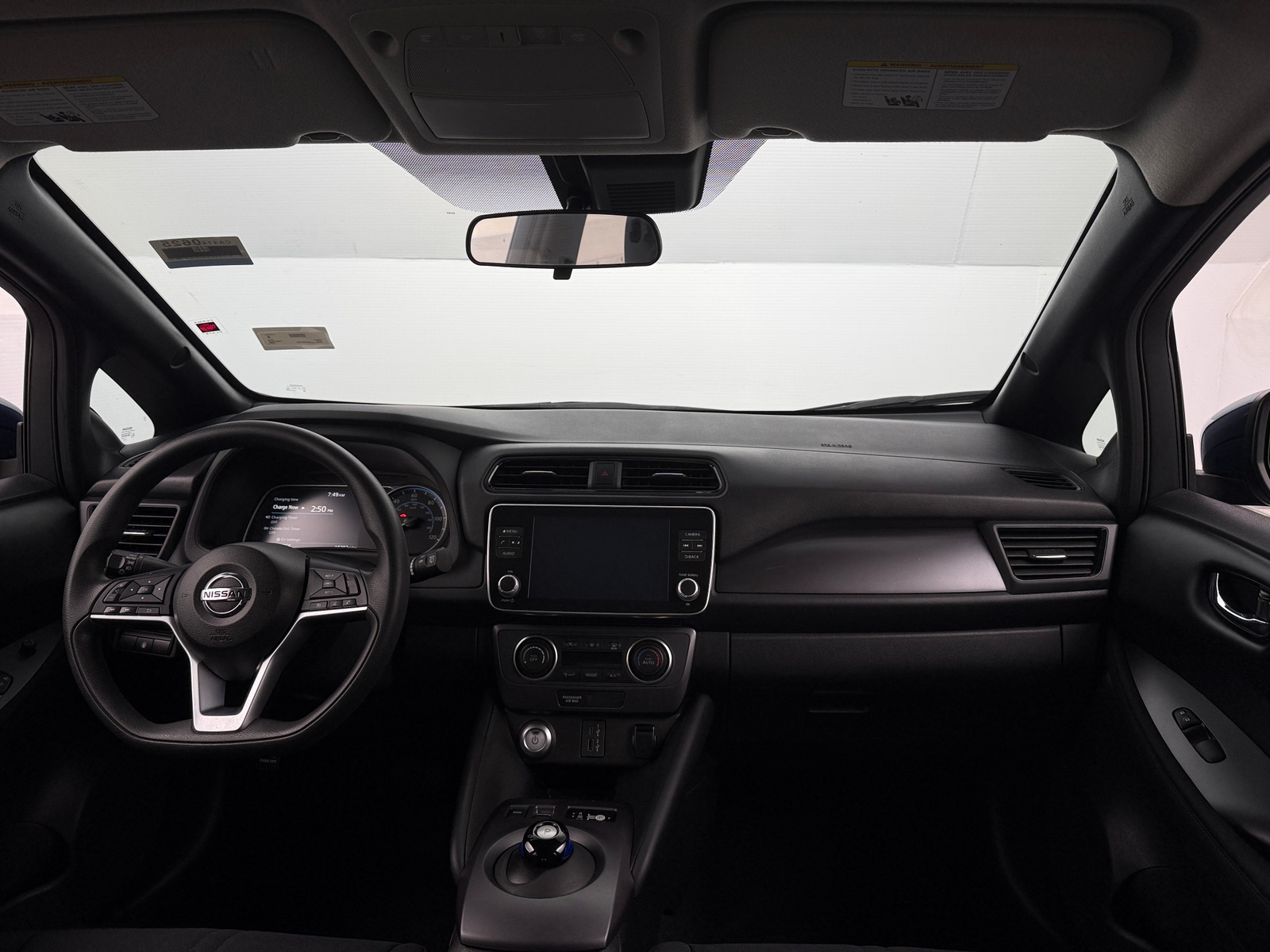 Thumbnail: 2022 Nissan Leaf - 3