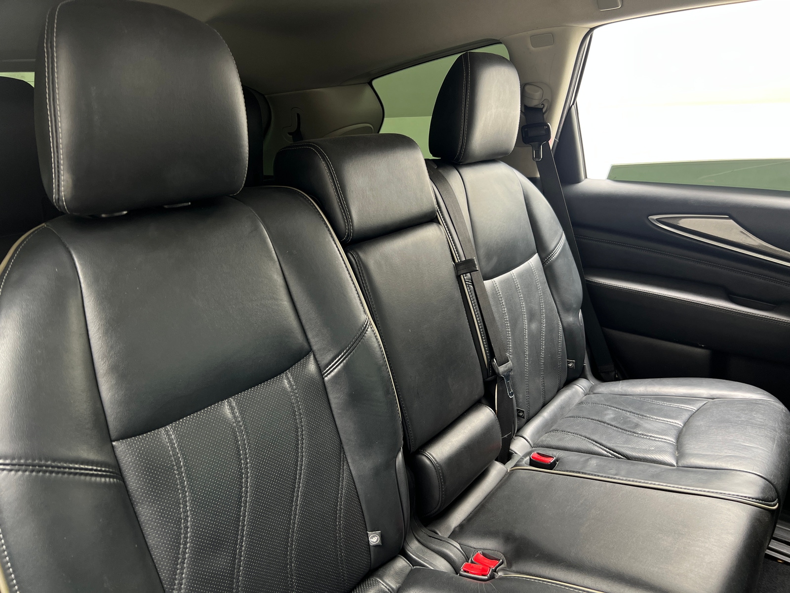 Thumbnail: 2017 INFINITI QX60 - 5