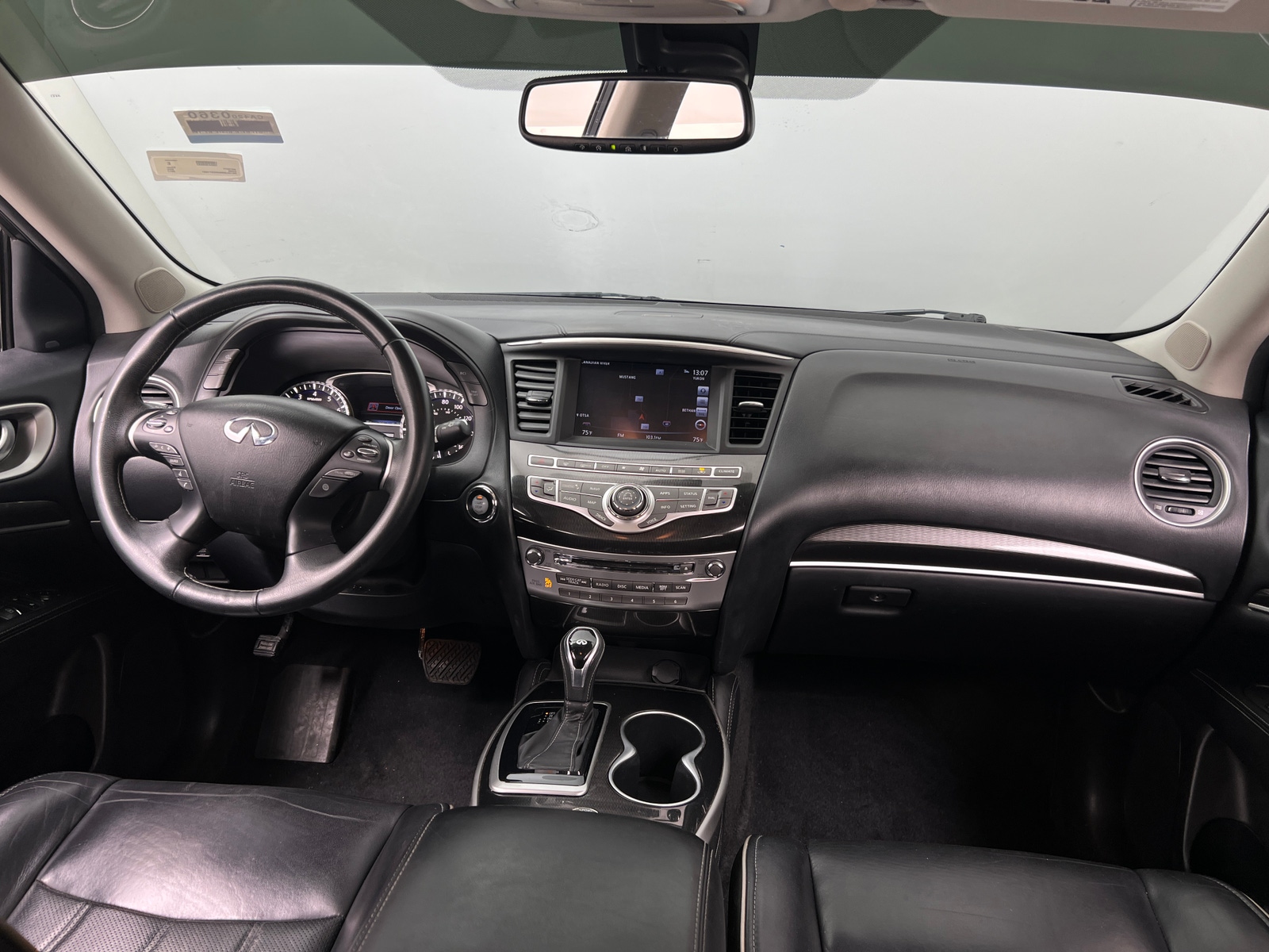 Thumbnail: 2017 INFINITI QX60 - 2