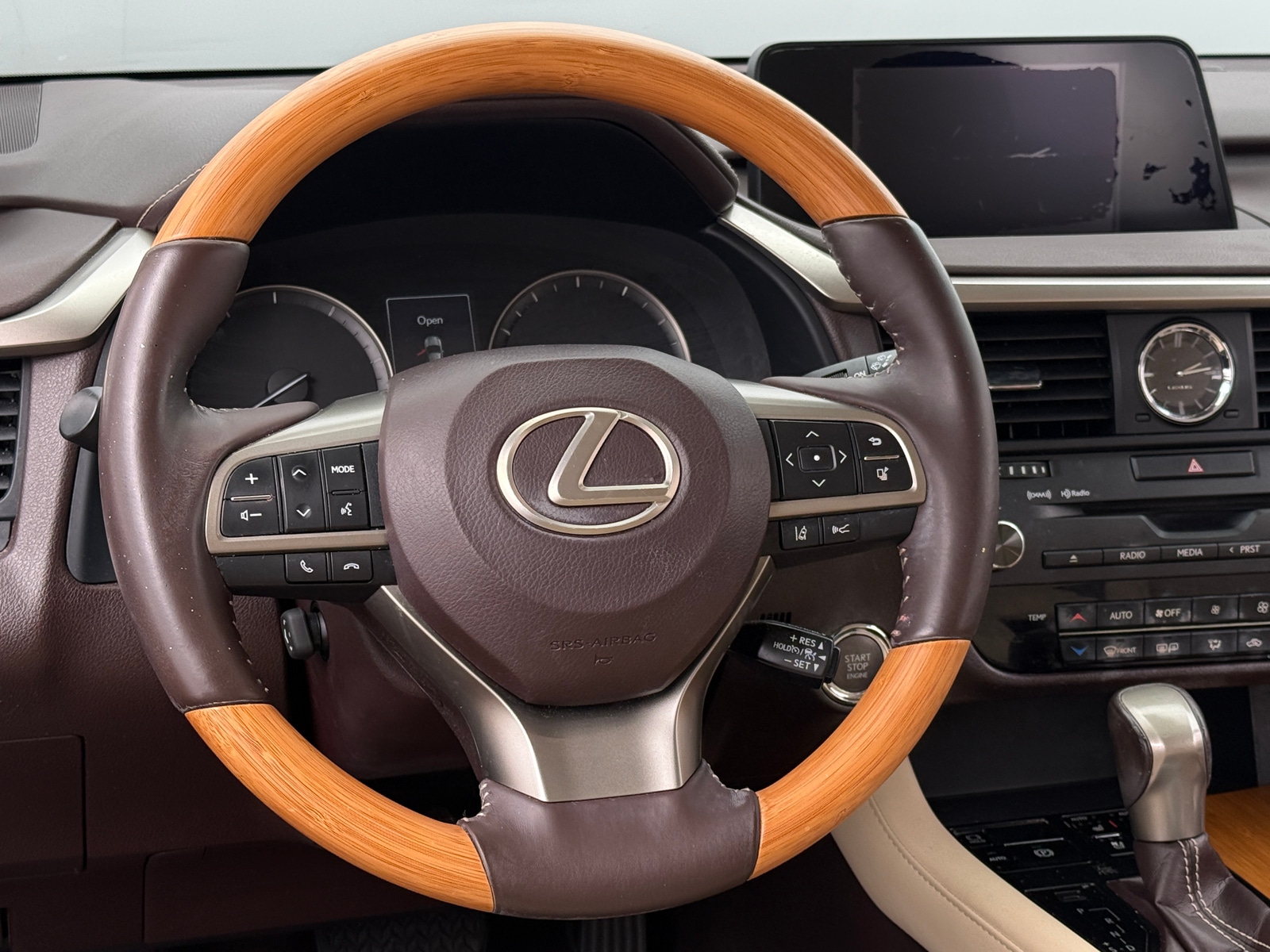 Thumbnail: 2017 Lexus RX - 5