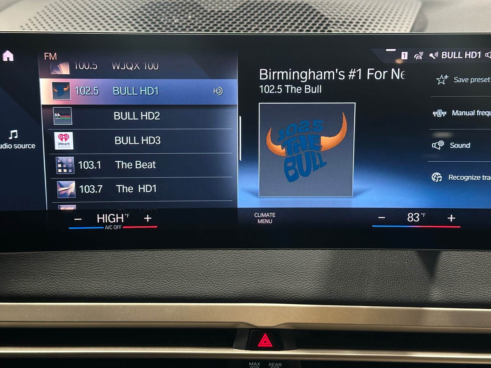 Thumbnail: 2022 BMW iX - 3