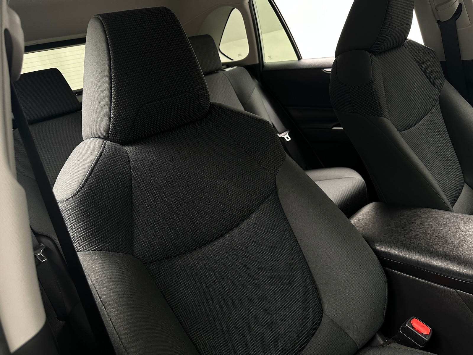 Thumbnail: 2021 Toyota RAV4 - 2