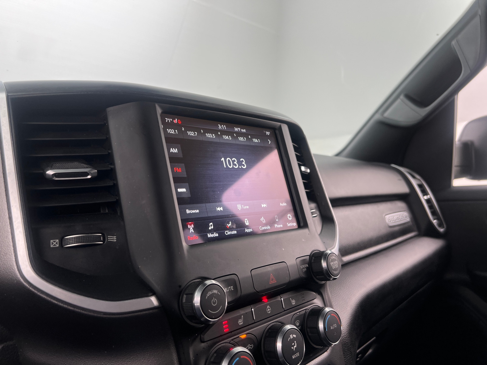 Thumbnail: 2020 RAM 1500 - 4