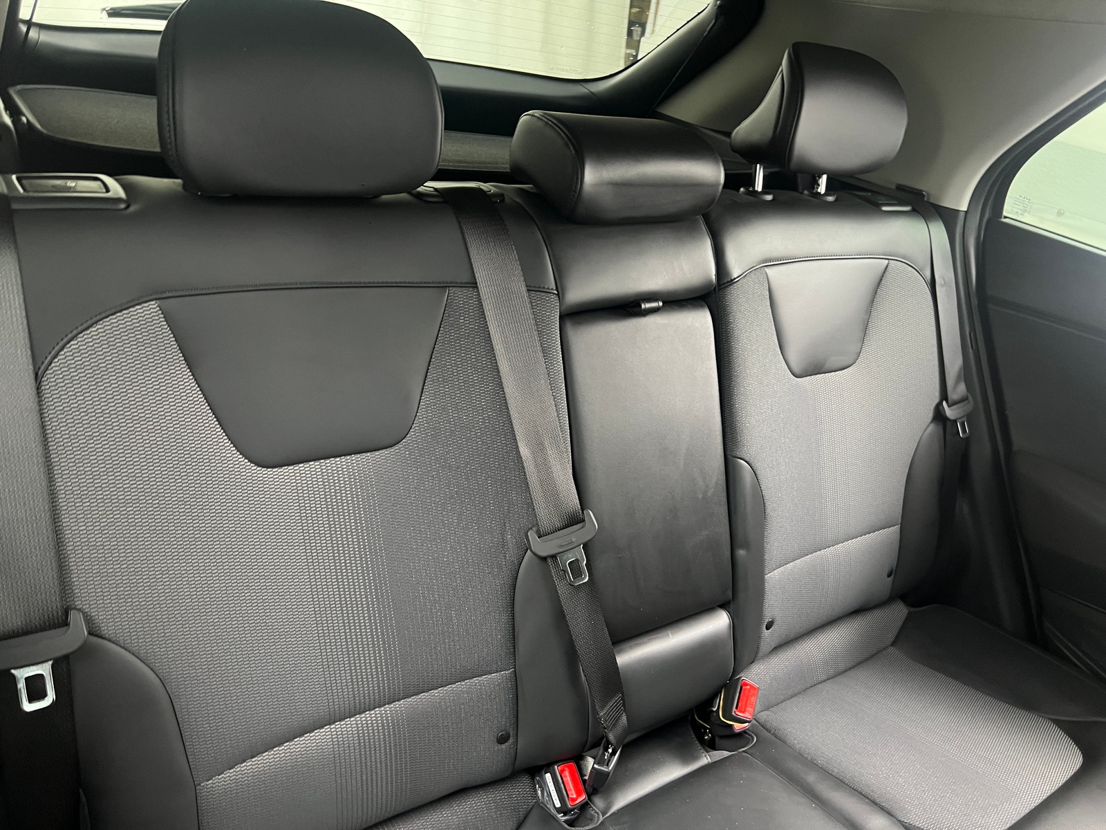 Thumbnail: 2025 Kia Niro - 5