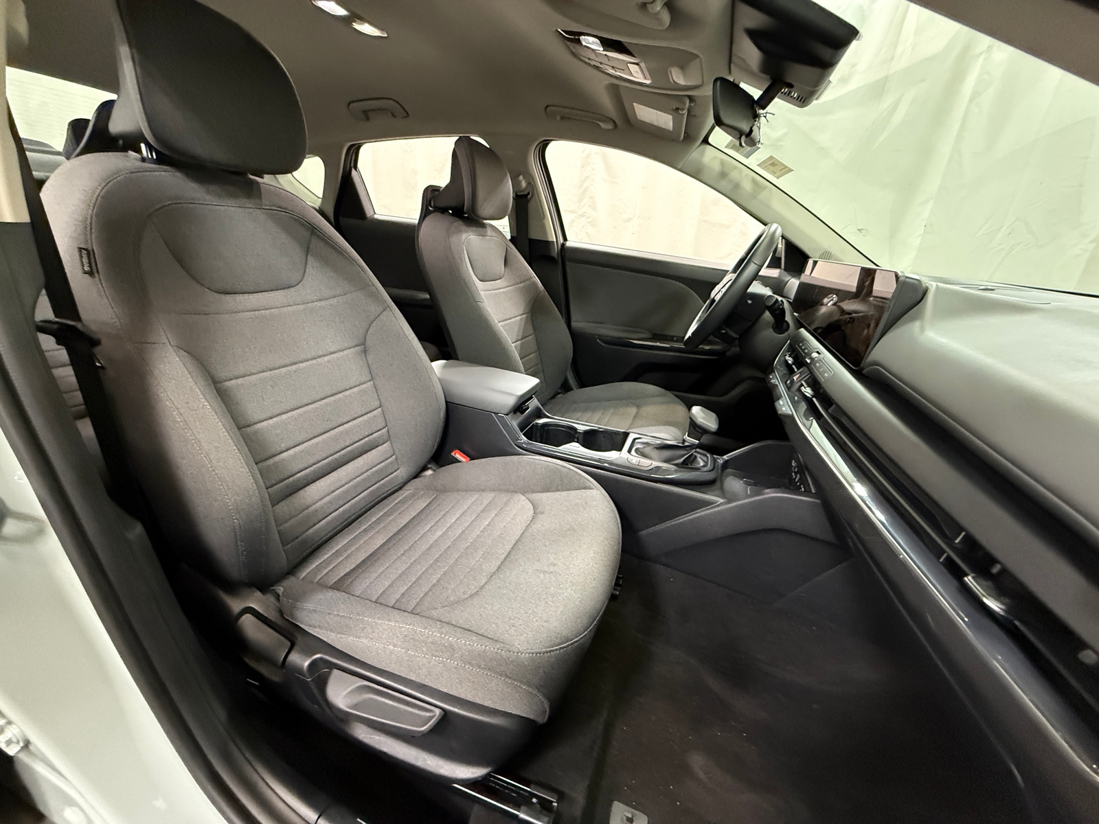 Thumbnail: 2025 Kia K4 - 2