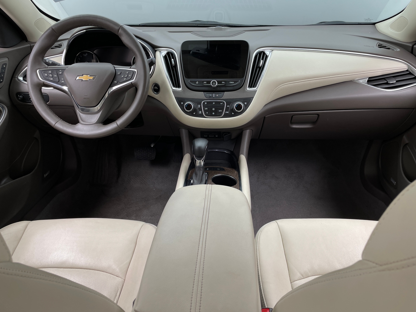 Thumbnail: 2024 Chevrolet Malibu - 2