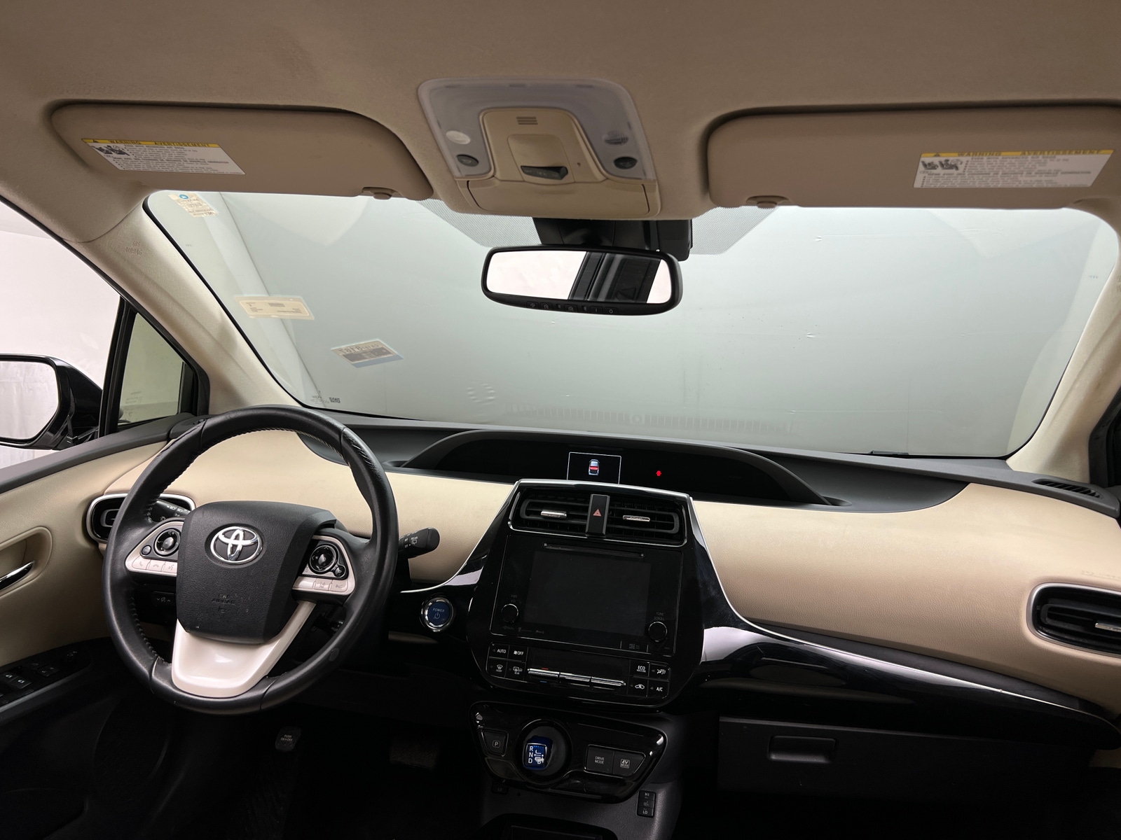 Thumbnail: 2017 Toyota Prius - 3