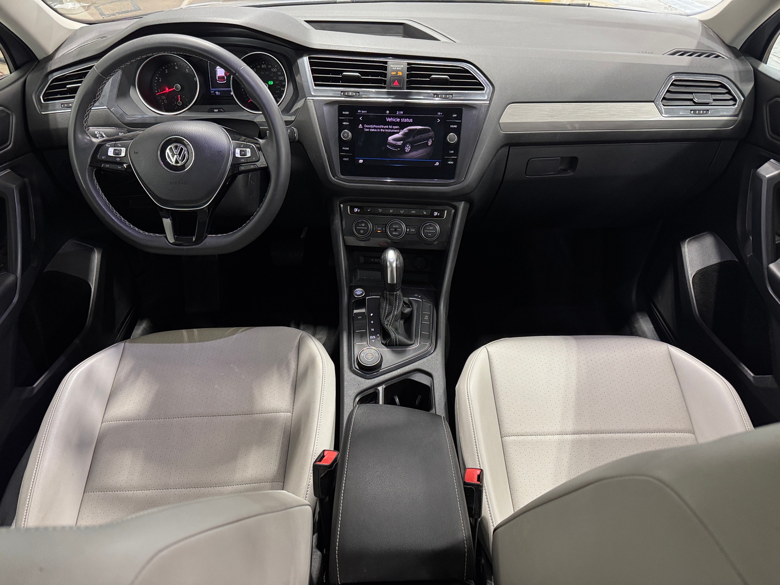 Thumbnail: 2021 Volkswagen Tiguan - 2