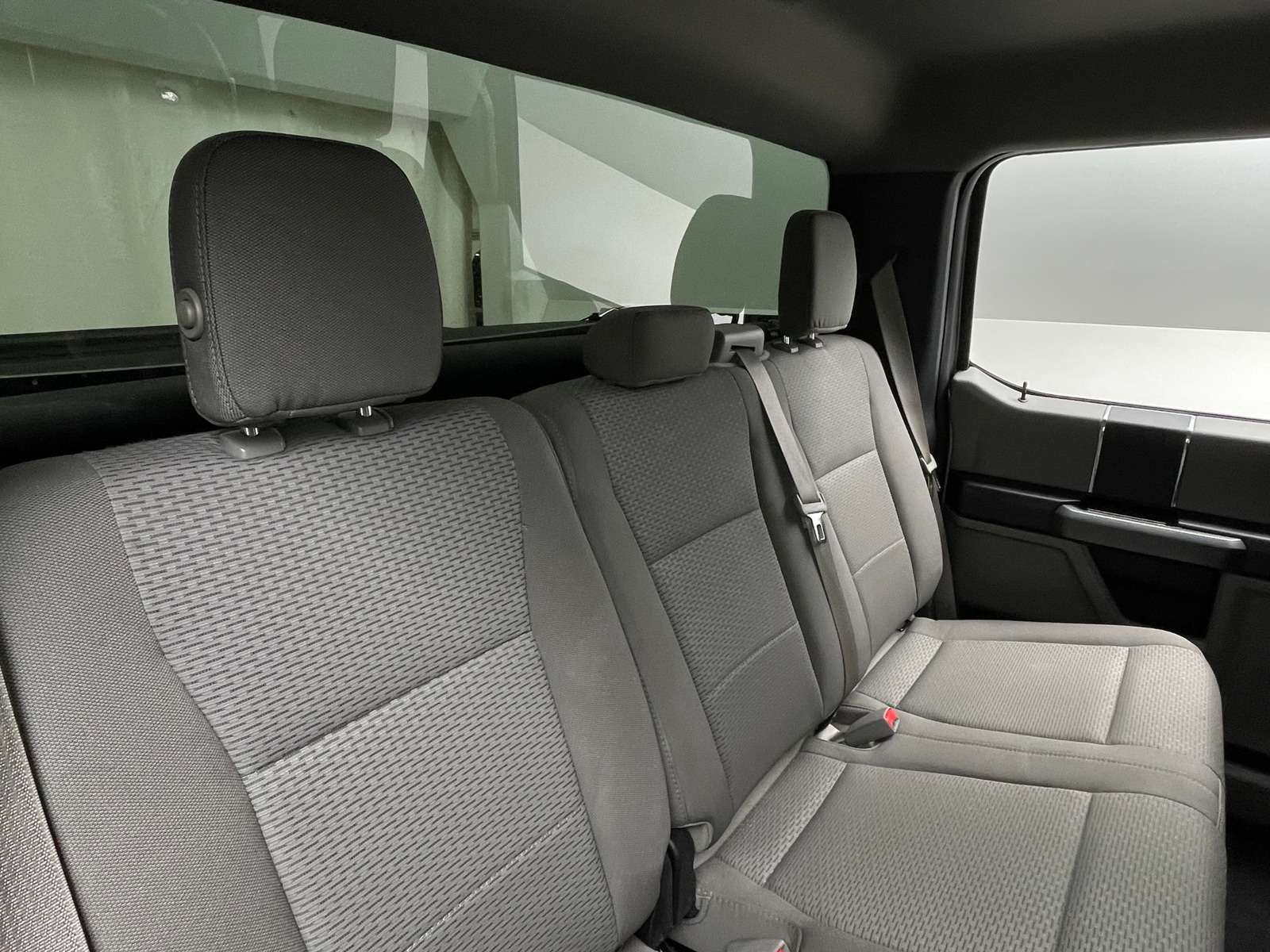 Thumbnail: 2017 Ford Econoline - 6