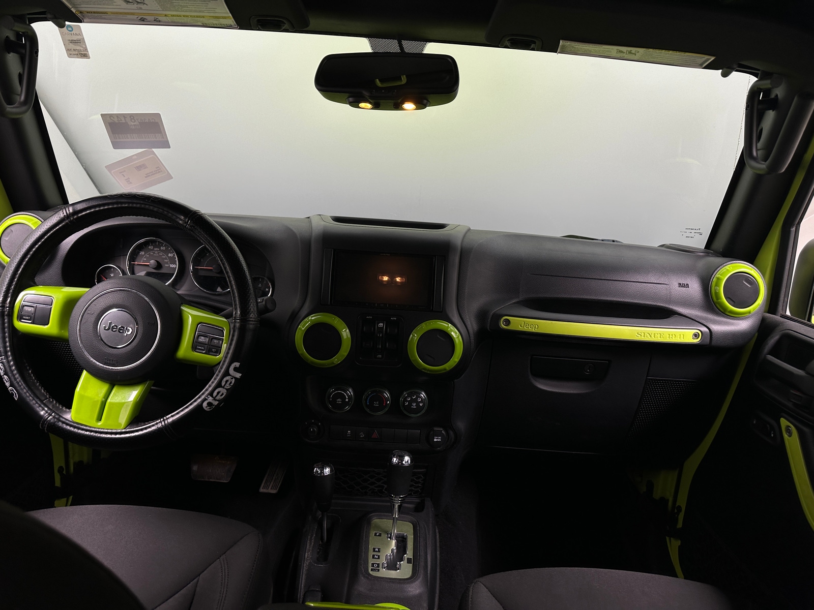 Thumbnail: 2017 Jeep Wrangler - 3