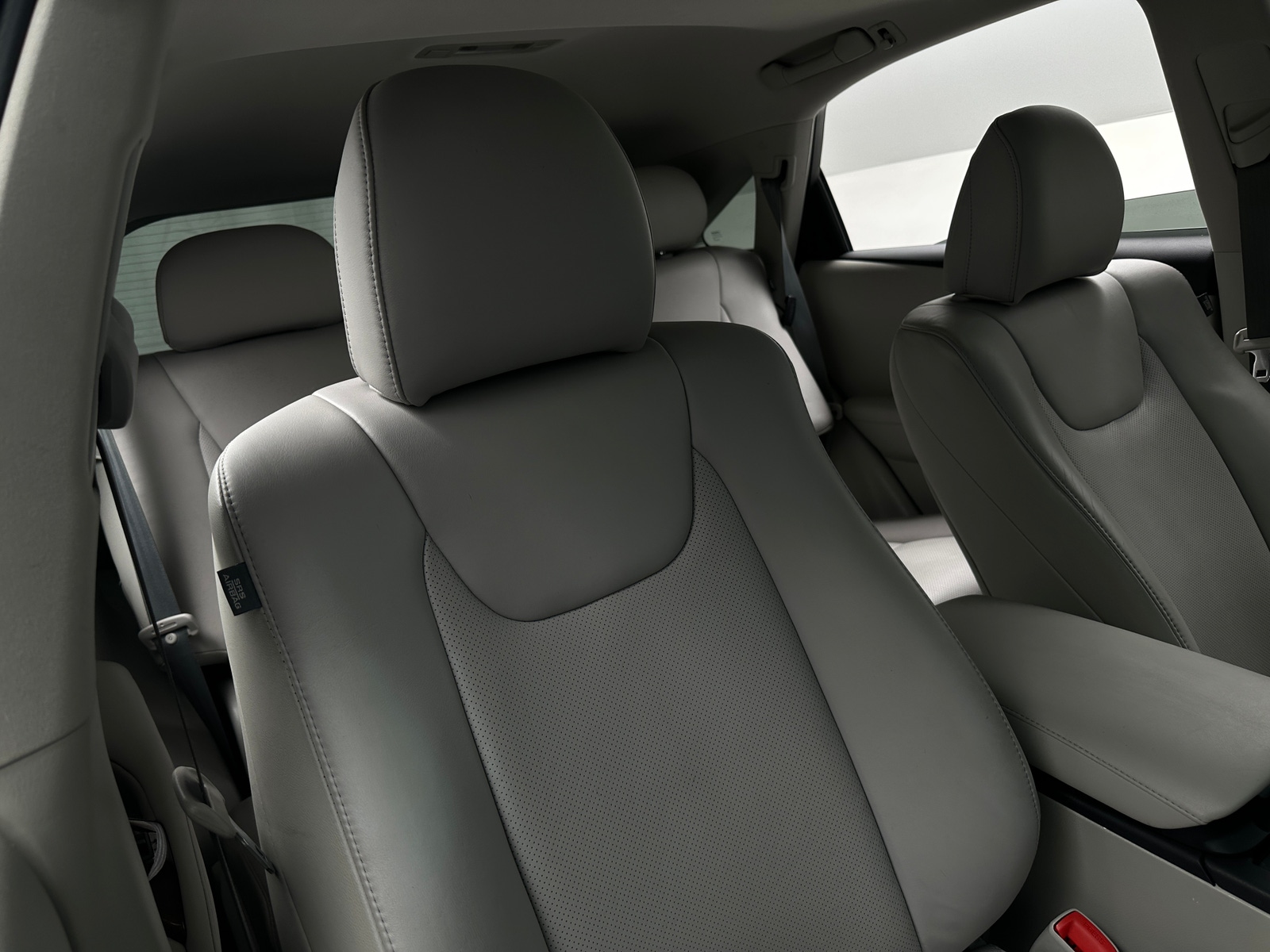 Thumbnail: 2011 Lexus RX - 2